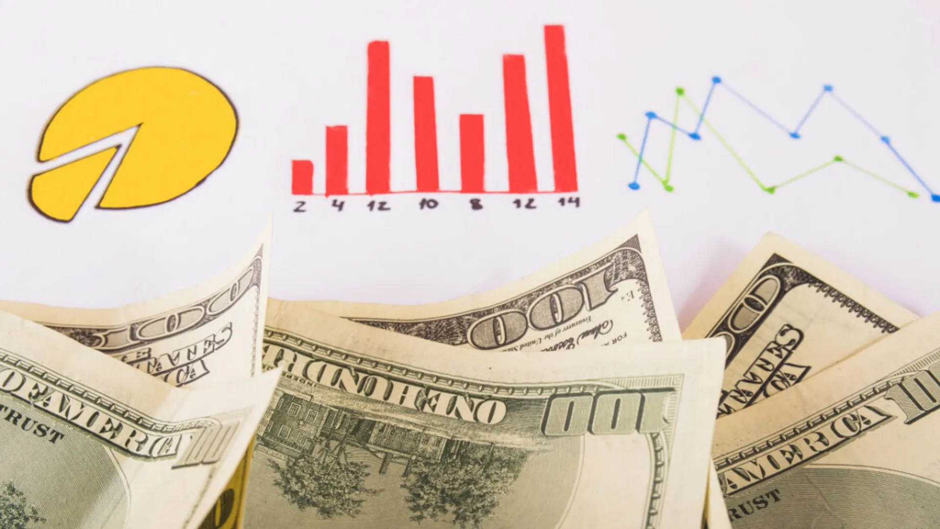 Hình ảnh tổng hợp thể hiện sự năng động của cổng thông tin 79king với các biểu tượng trò chơi cá cược, tin tức và biểu đồ chiến lược.